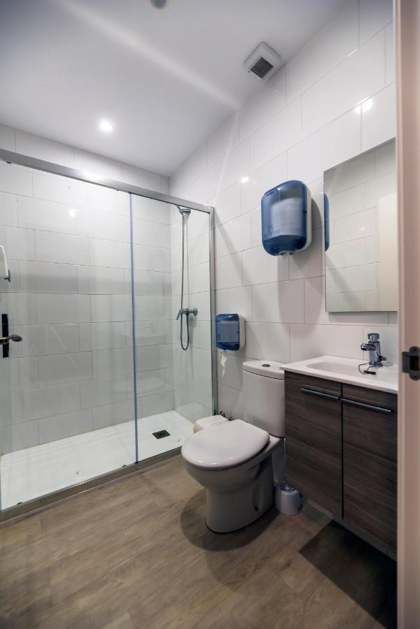 Albergue Santiago 15 Monforte Монфорте-де-Лемос Экстерьер фото