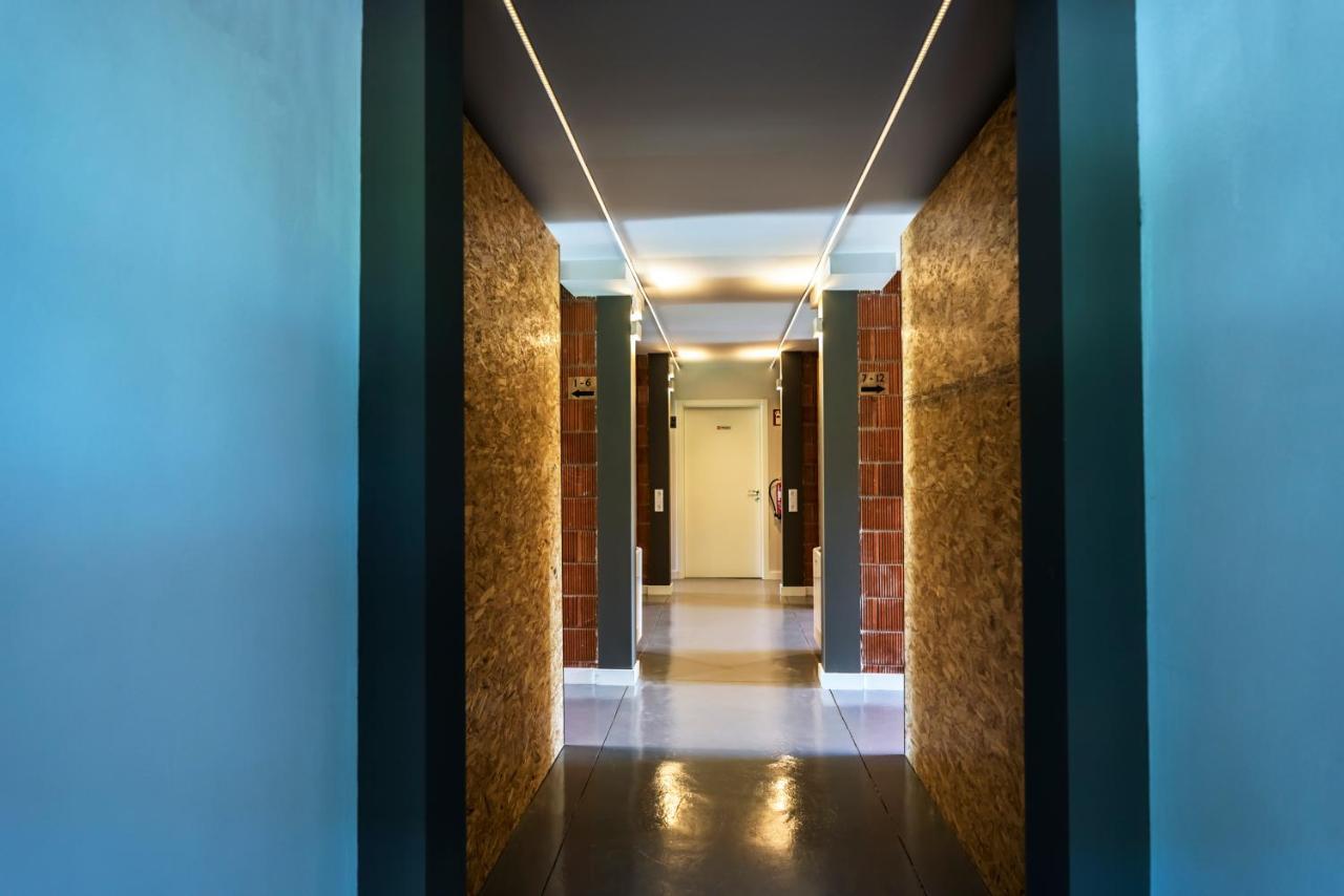 Albergue Santiago 15 Monforte Монфорте-де-Лемос Экстерьер фото