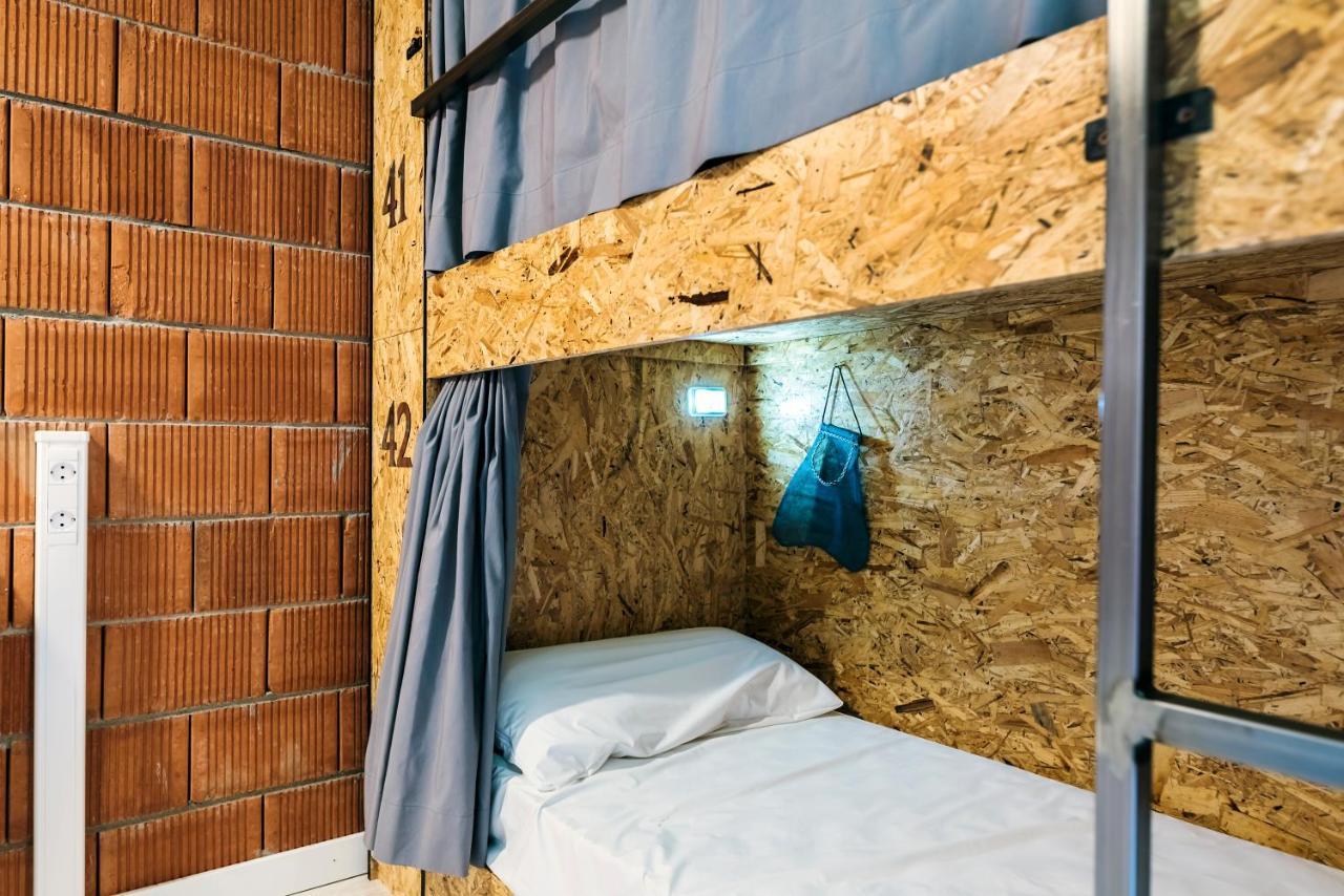 Albergue Santiago 15 Monforte Монфорте-де-Лемос Экстерьер фото